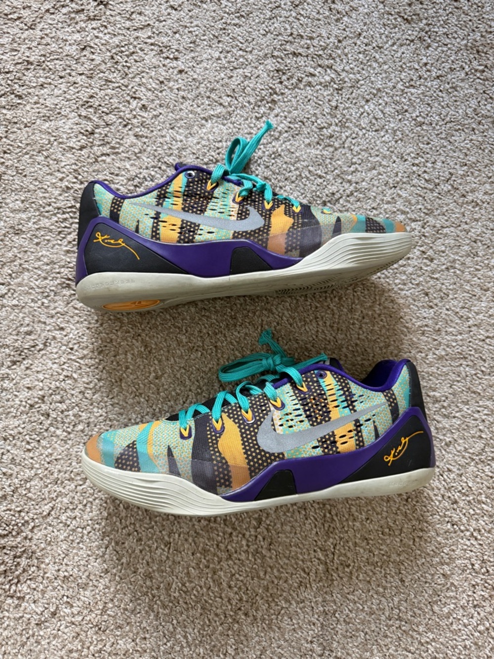 Nike Kobe 9 EM Pop Art